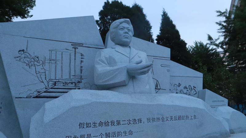 大兴特色文化雕塑首批试点亮相，潘月兰雕塑选址黄村公园