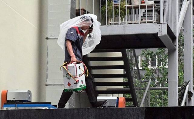 组图降雨为京城“退烧”雷雨阵风出行需防范