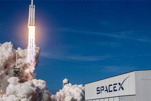 马斯克旗下SpaceX公司今年融资10.2亿美元 超出预期