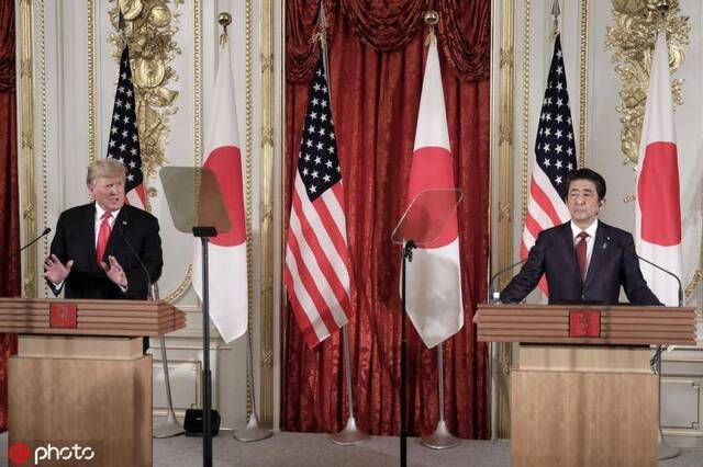 5月27日，特朗普和安倍在新闻发布会上@IC photo