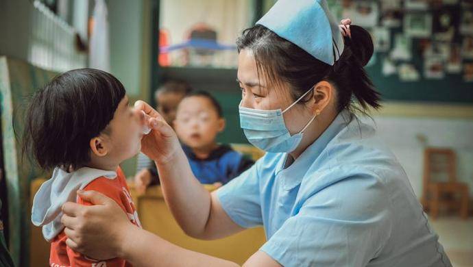 探访上海市儿童福利院：他们在不幸的童年收获了另一个家