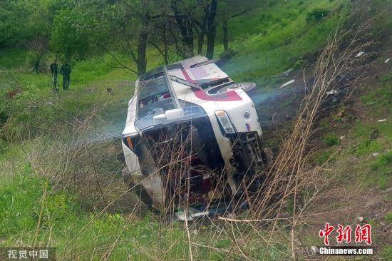 在俄遭遇交通事故的中国旅行团中38人已离开俄罗斯