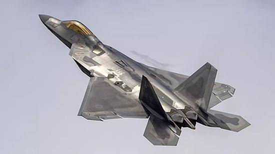 ▲F-22战斗机