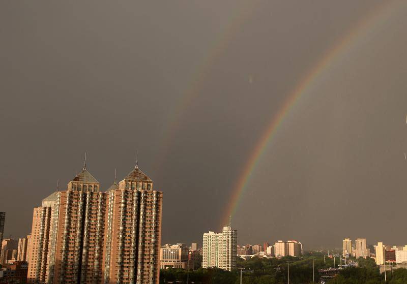 北京今日晴转多云最高温34℃ 明日将有雷阵雨