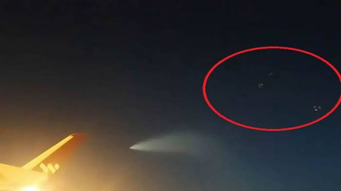 中国各地上空出现不明飞行物军方微博：你们相信这世上有UFO吗？