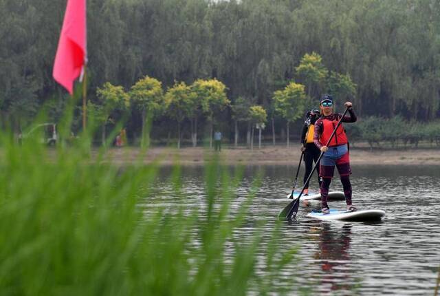 大兴龙舟赛鸣锣16支队伍念坛公园角逐组图