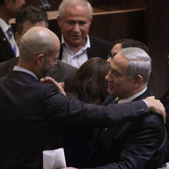 内塔尼亚胡任命以色列首位公开的同性恋内阁部长