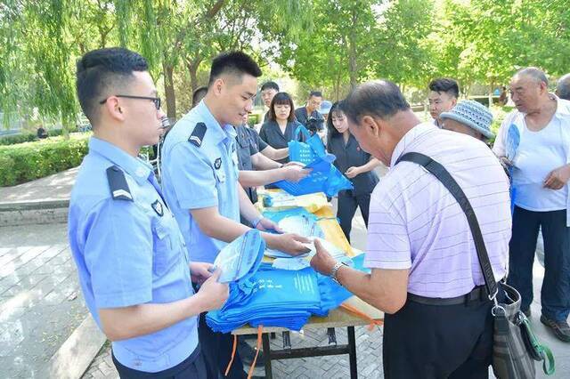 北京通州法院集中开展扫黑除恶宣讲活动