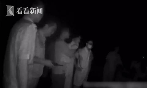 热心小伙跳河救人 抱住一看是前女友(图)