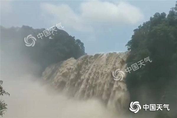 入汛以来最大范围强降雨来袭 前后两轮持续至12日