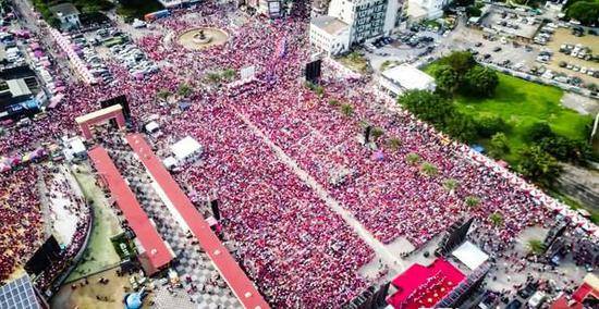 韩国瑜花莲造势15万人到场 相当于花莲总人口一半