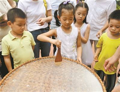 亲手制作非遗沙河粉 真难但是真香！