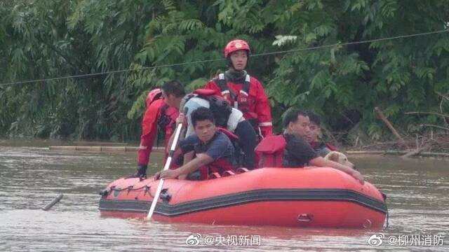 广西强降雨致1人死亡4人失踪(图)