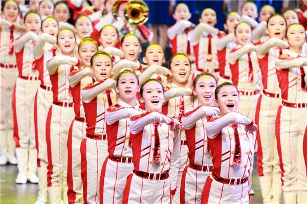 北京市千余名中小学生参演“我和祖国一起成长”儿童节主题演出展示北京市学校美育优秀成果