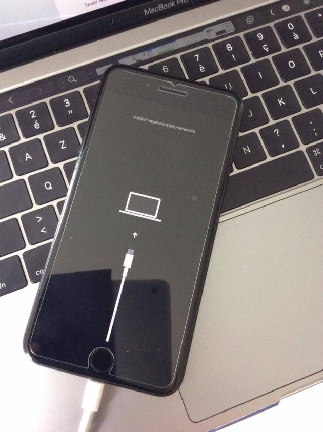 谍照显示iPhone 11最终放弃Lightning接口 转向USB-C