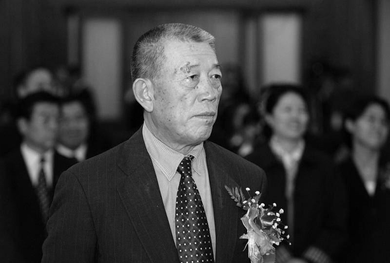 中信集团原董事长王军去世