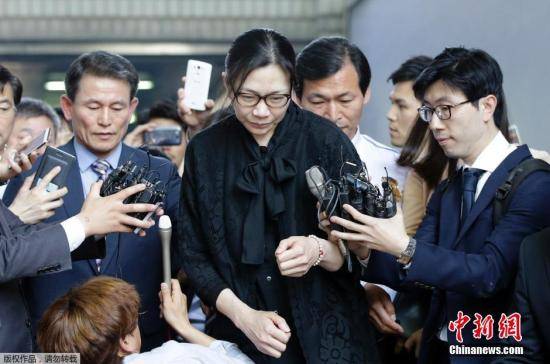 大韩航空前副社长赵显娥和其母因走私名品被判缓刑