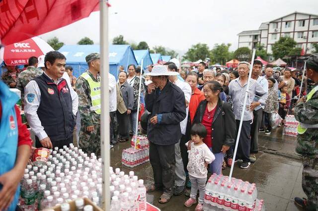 震后长宁的36小时  多图直击