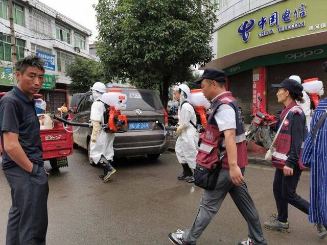 震中双河镇基础设施快速恢复中