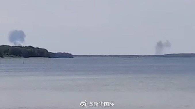 德国空军两架战斗机空中相撞 飞行员1死1伤(图)