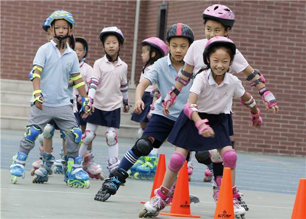 2019年北京市中小学生奥林匹克教育及冰雪进校园系列活动启动仪式成功举行