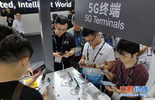 为了抢夺首批5G用户 手机厂商们“拼”了