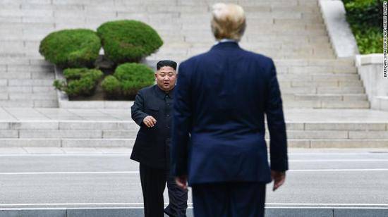 金正恩对特朗普说：这一跨 将载入国际政治史