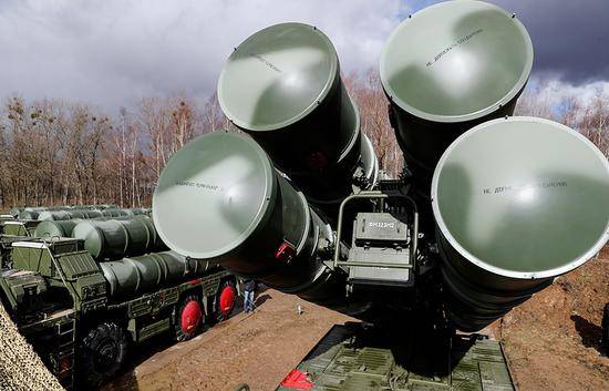  S-400防空系统。（图：塔斯社）