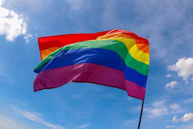 苹果等200多家公司上书最高法院：保护职场LGBTQ人士