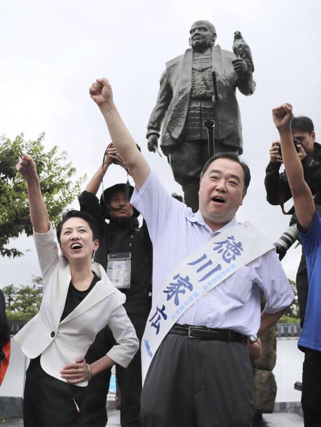 德川家广和莲舫为立宪民主党造势（共同社）