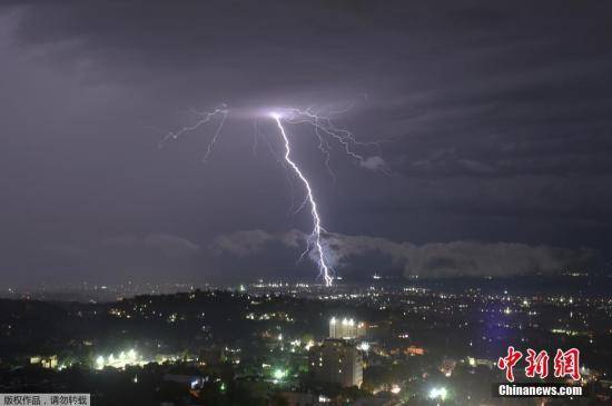 海地太子港遭大雨侵袭 至少5人遇难3人失踪