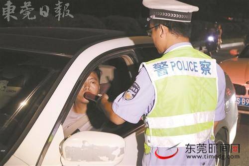 长安交警开展“我为司机提个醒”系列主题活动