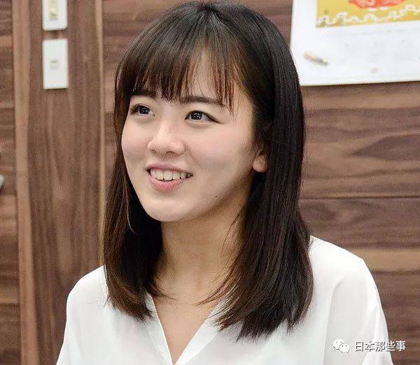 草根偶像伊原六花引热议 曾是登美丘舞蹈社团C位