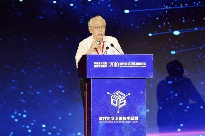 中国科学院院士欧阳自远：中国将于2020年探测火星火星车已做好