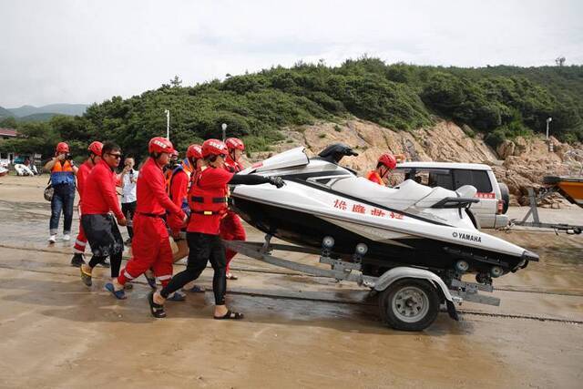 沿海岸线和大小岛礁搜寻杭州失联女孩  组图