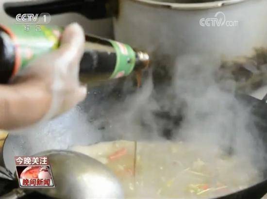 又胖了？你每天吃的盐油糖可能都超标了