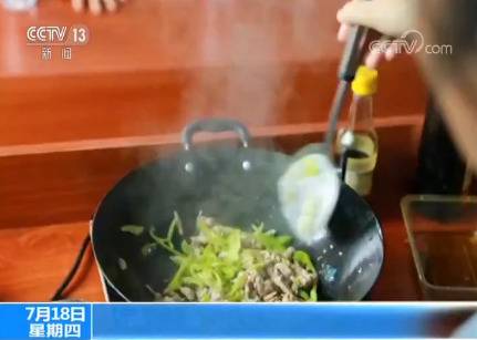 合理膳食专项行动呼吁拒绝高盐高油高糖