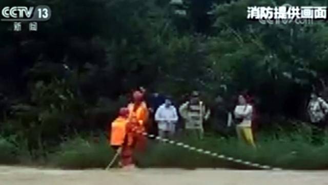 数百人遇险4人不幸遇难 江西宜春强降雨导致游客屡被困