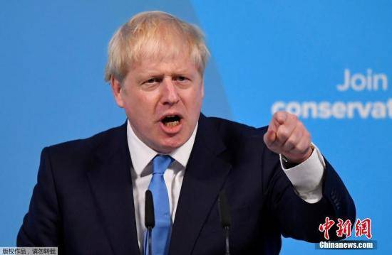 英国新任首相将由约翰逊接棒 他将面临这些考验