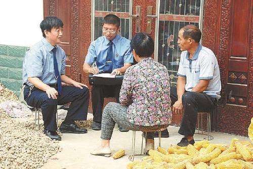 初心故事田文生:初心就在一摞摞卷宗中