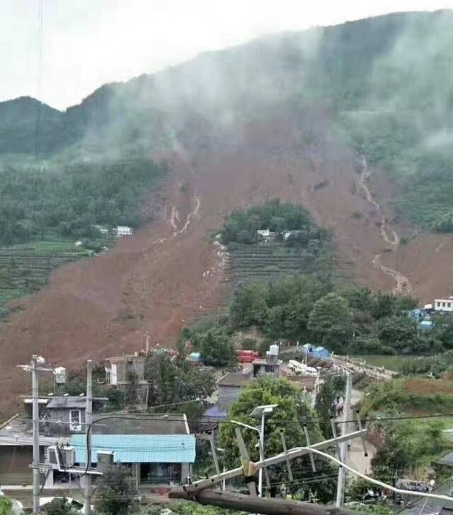 贵州官方回应水城滑坡：未有前兆，强降雨引发的突发灾害