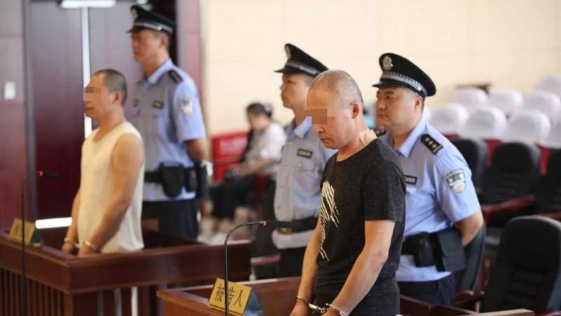 杀害7人潜逃25年 吉林綦氏兄弟一审获死刑