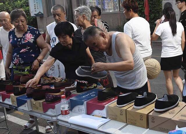 避高温逛夜市老字号文化夜市周末登场