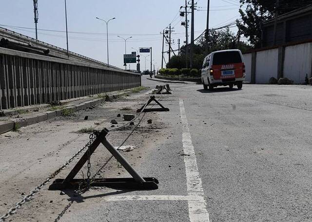 接报即办垡头城管拆除私装地锁