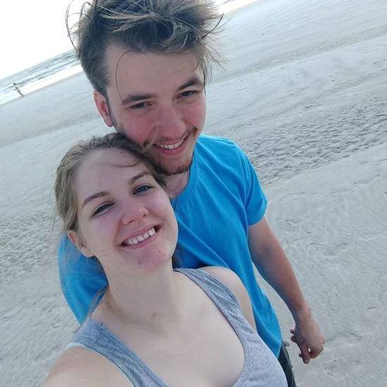 美国22岁新婚男子蜜月中溺亡 第一次在海里游泳