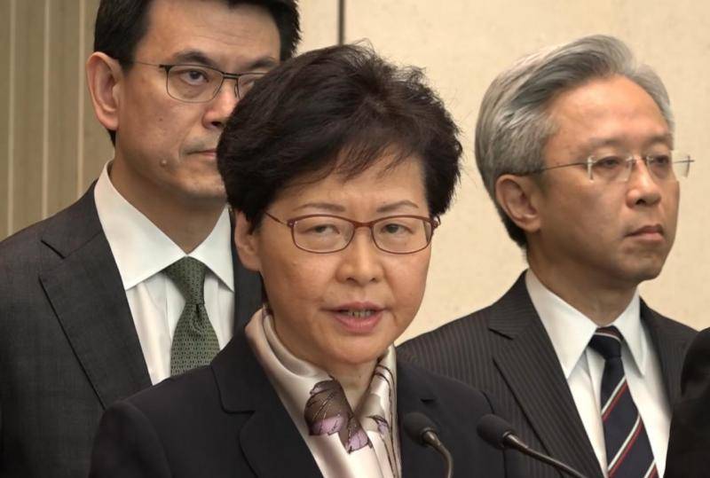 港府：香港处在十分危险的境地 大家要冷静下来