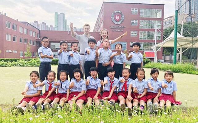 力迈中美（国际）学校：“先发制人”引入人工智能