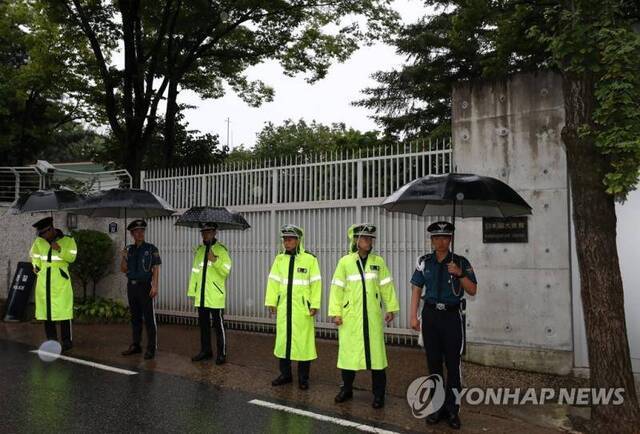日本驻韩大使官邸周边已经加强警备（韩联社）