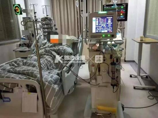 男子肚痛剧烈进了ICU 抽血抽出一袋淡黄色的油