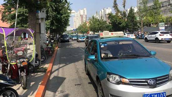 辽宁锦州没有网约车 十多次拜访当地政府就不发证